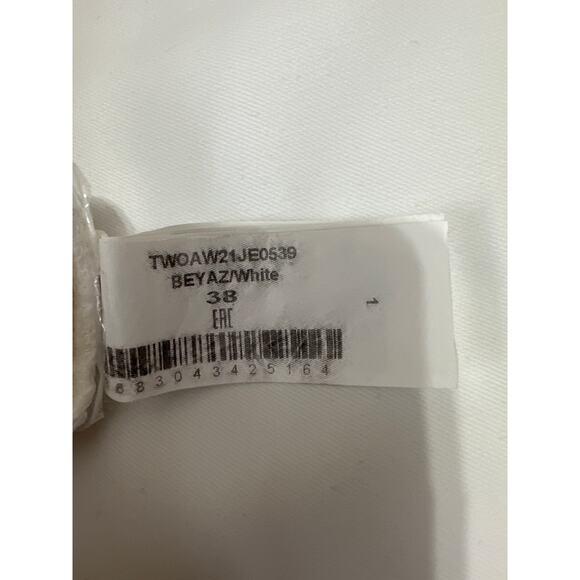 Trendyol Collection White Ripped High Waist Wide Leg Loose fit Jeans Size 6 
US - Picture 4 of 7